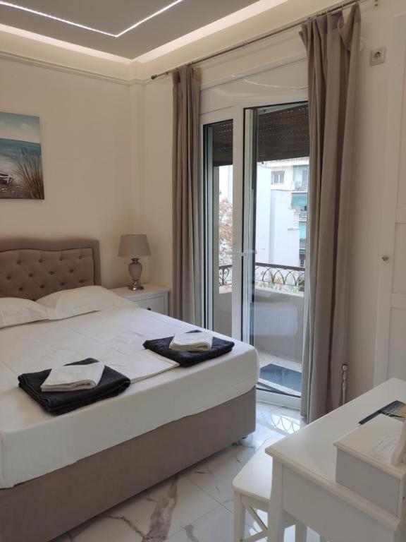 Nafpaktos Beach Luxury Suites Exteriör bild